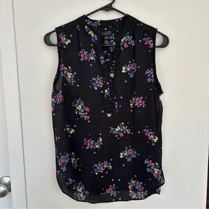 Ann Taylor Black Floral Blouse Size Small